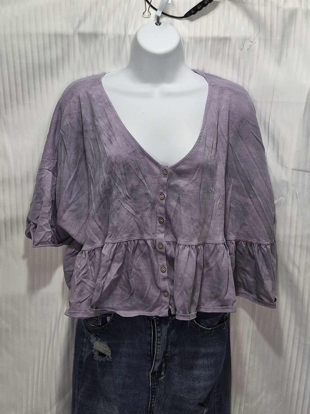 HYFVE Medium Lavender Button-Front Peplum Blouse